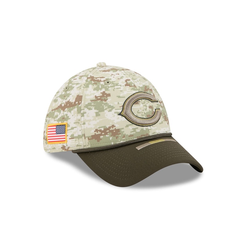 Chicago Bears 2025 Salute to Service Digi Camo 39THIRTY Stretch Fit Hat