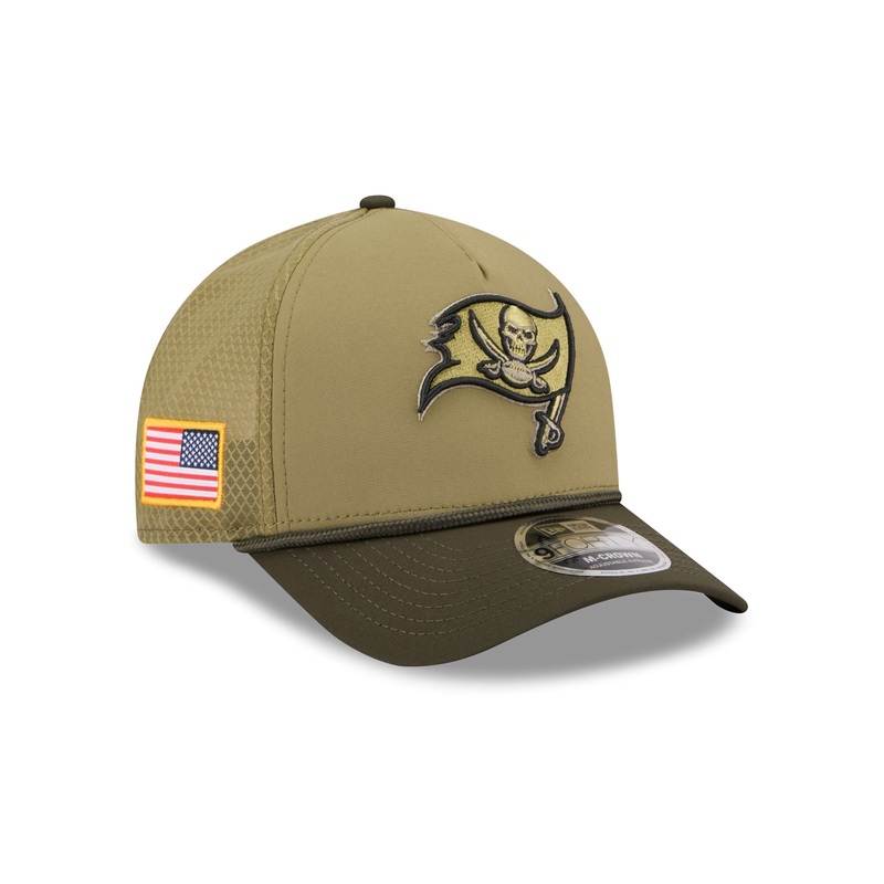 Tampa Bay Buccaneers 2025 Salute to Service 9FORTY M-Crown A-Frame Trucker Hat