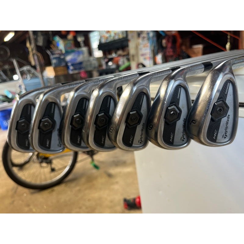 Men’s TaylorMade 2011 Tour Preferred MC Right Handed Iron Set Stiff Flex 7 Pieces Steel Shaft (Used)