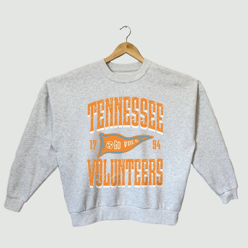 TENNESSEE VOLUNTEERS PENNANT PRIDE PREMIUM FLEECE DROP SHOULDER CREWNECK PULLOVER