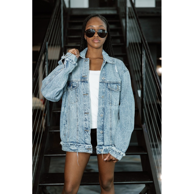 ESSENTIAL DISTRESSED DENIM BOYFRIEND JACKET