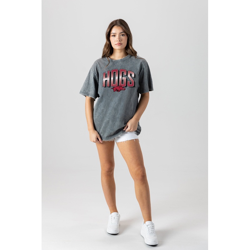 ARKANSAS RAZORBACKS Peak Performance Oversized Crewneck Tee