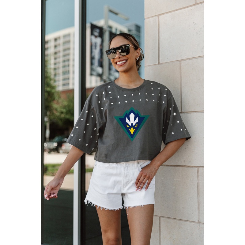 UNC WILMINGTON SEAHAWKS Making Moves Rhinestone Crop Tee With Yoke