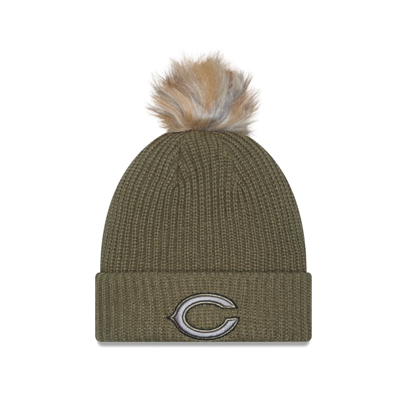 Chicago Bears 2025 Salute to Service Women’s Pom Knit Hat