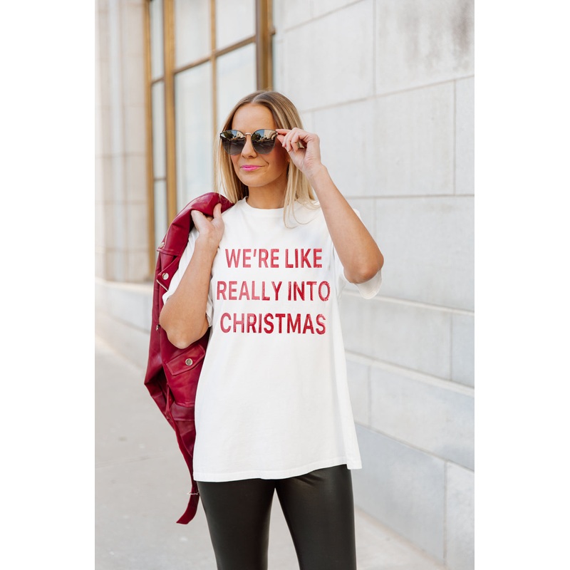 REALLY INTO CHRISTMAS OVERSIZED VINTAGE WASH TEE IN IVORY