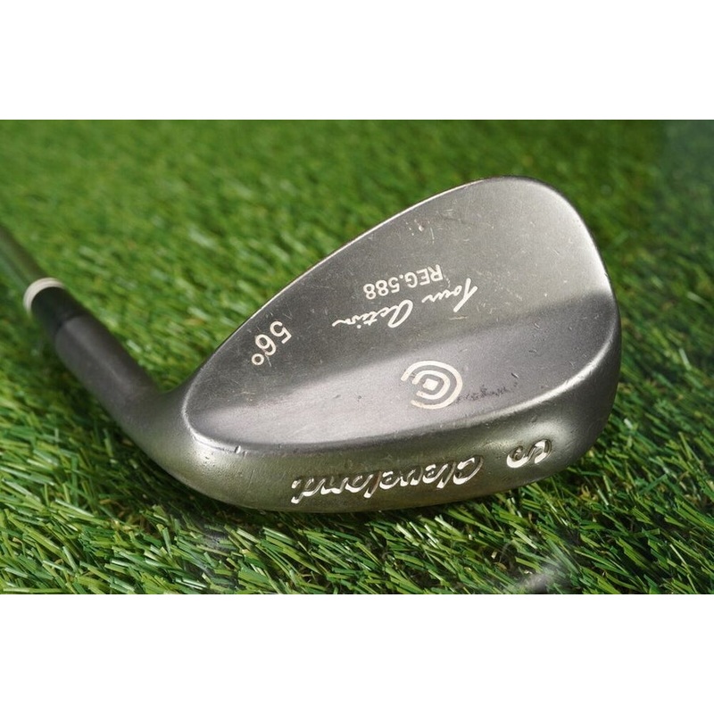 CLEVELAND TOUR ACTION REG. 588 SAND WEDGE 56* TT DYNAMIC GOLD WEDGE FLEX