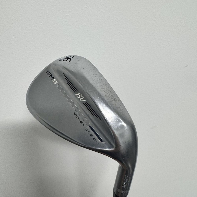Titleist Vokey SM9 Tour Chrome Wedge 56.08 M Right Hand – VERY GOOD